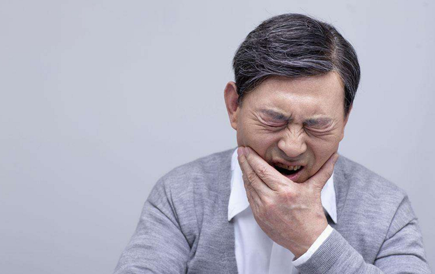 半夜牙痛怎么快速止痛？
